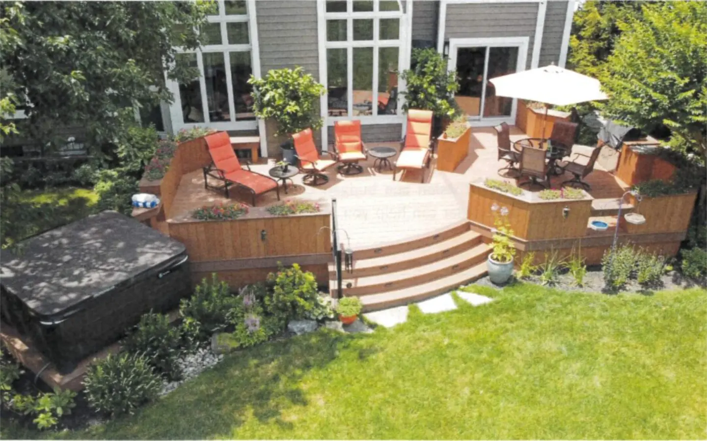 Designing Building your Custom Outdoor Living Space 1080x675