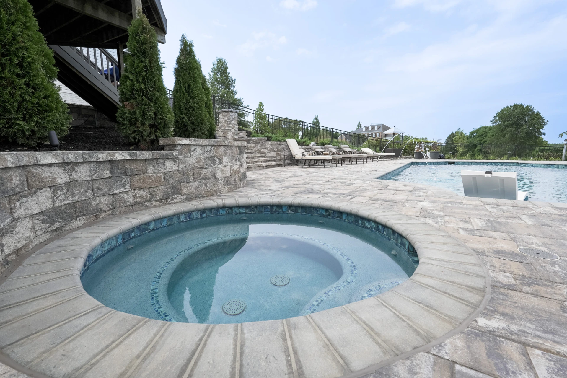 Nicolock Pavers Alpine Ridge South Bay Color with Granite City Border C scaled