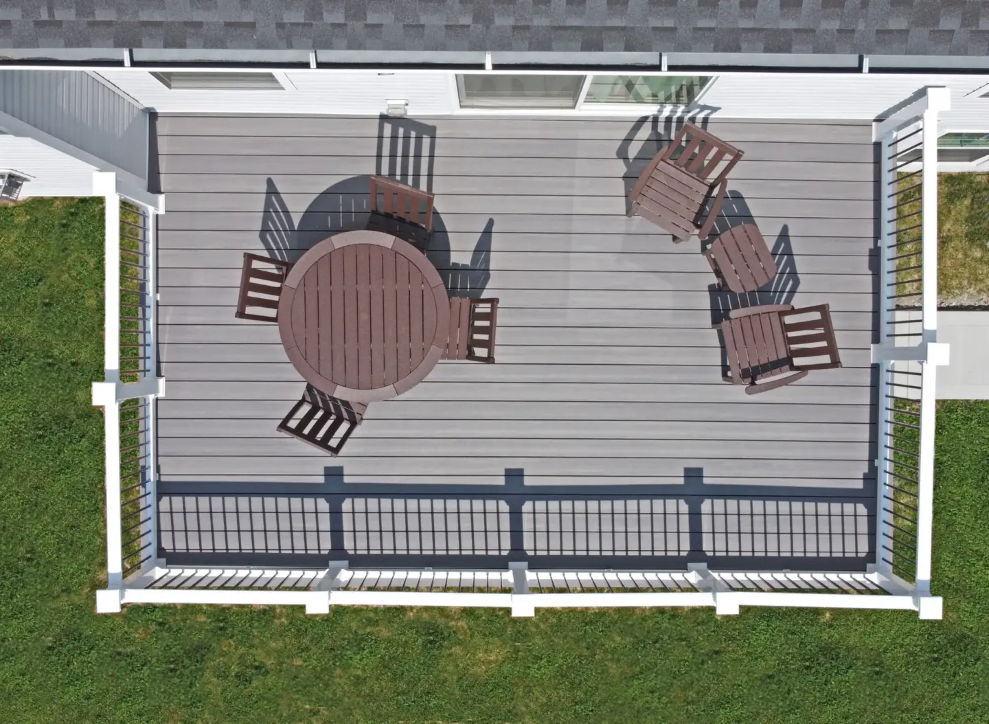 TimberTech Castle Gate Decking with Washington Vinyl Rail edit 1 scaled