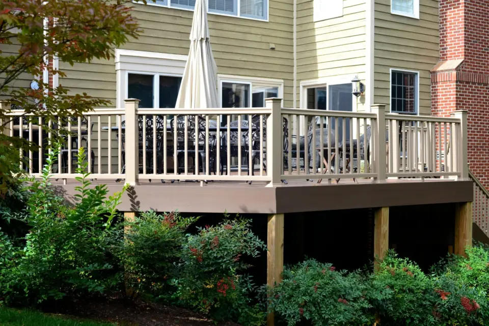 Imgi 4 Timber tech radiance rail brownstone 1 scaled