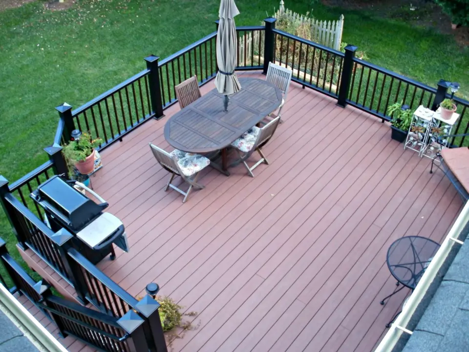 Imgi 6 Azek Morado with dura life railing scaled